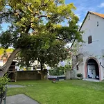 ゲストハウス Binsbacher Hof Wecklein 3*